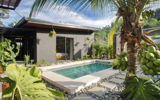 Luna House